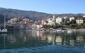 Carugio Del Fezzano